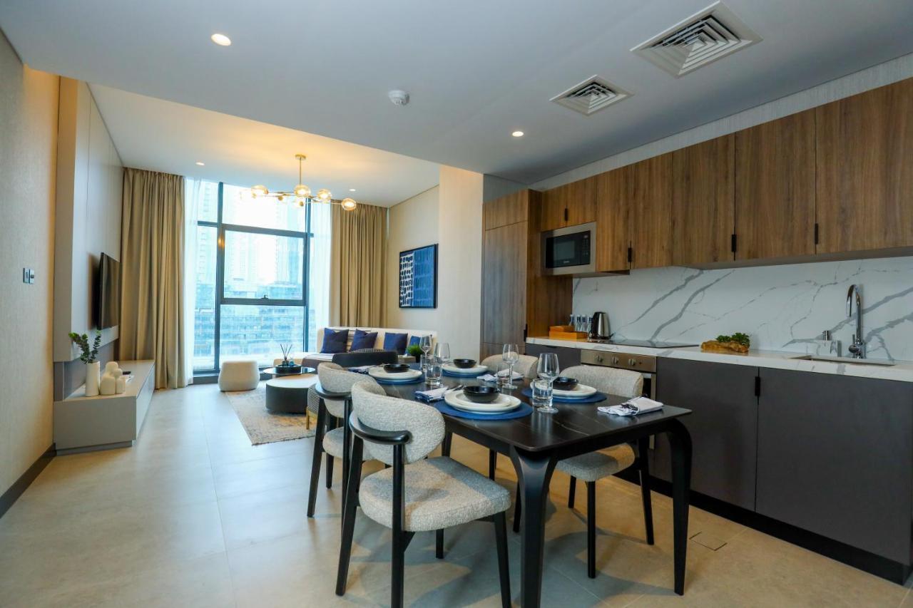 Charthouse Bahrain Hotel Manama Exterior foto A typical apartment