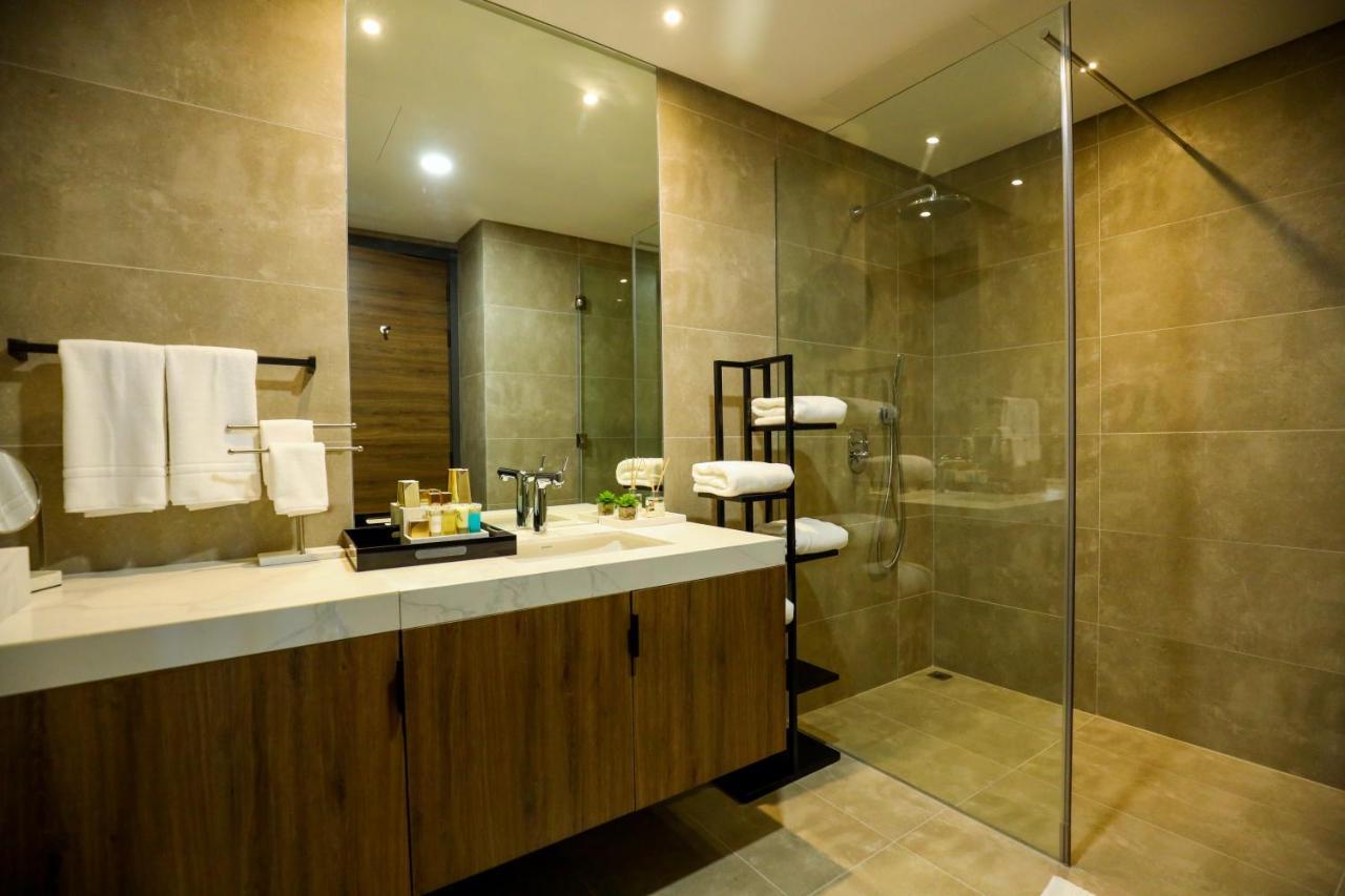 Charthouse Bahrain Hotel Manama Exterior foto