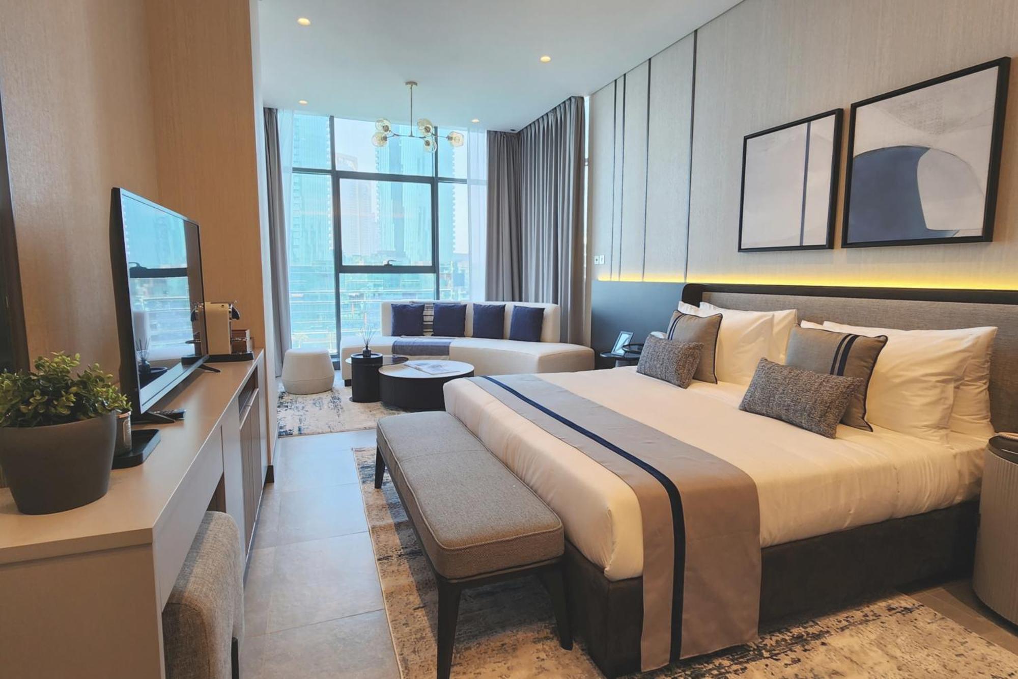 Charthouse Bahrain Hotel Manama Exterior foto A bedroom at the hotel
